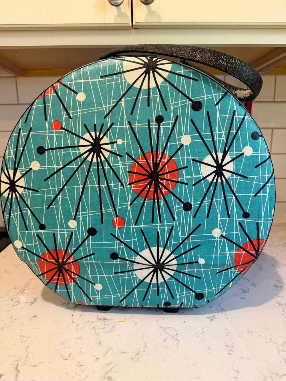 Retro Teal Starburst Round Vintage Carry Bag